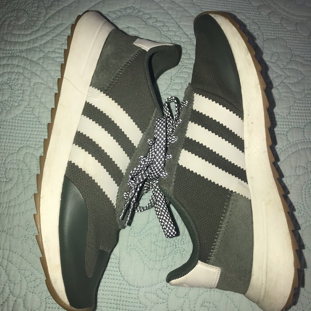 adidas womens tennis shoes